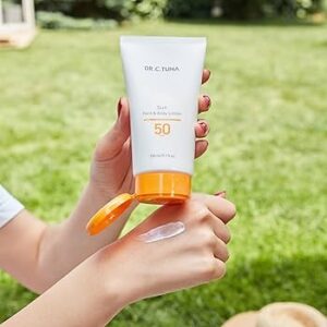 FARMASi Dr. C. Tuna Sun Care SPF 50 Face Cream
